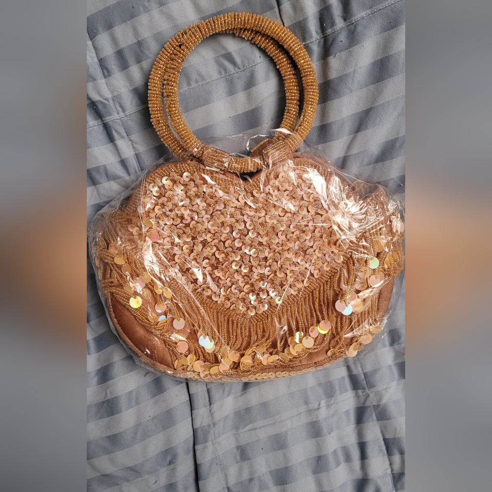 Handmade, vintage mauve beaded purse, mint condition!! Still in bag!